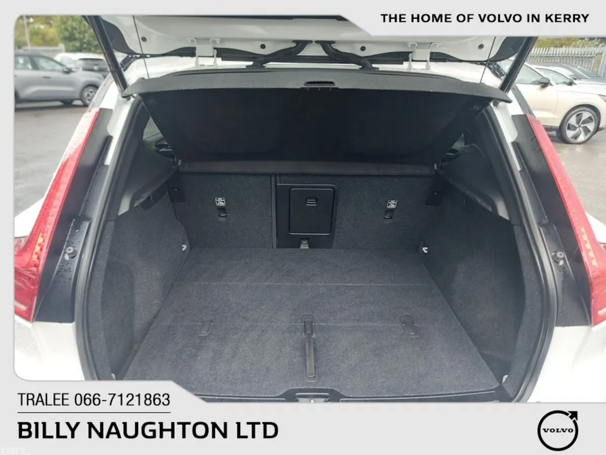 Volvo XC40 SUV, Electric, 2022, White