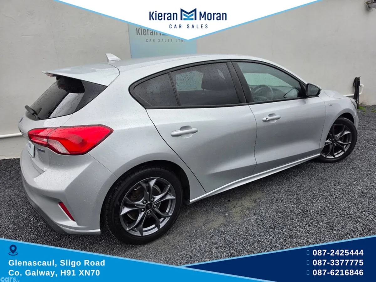 Ford Focus Hatchback, Diesel, 2019, Silver
