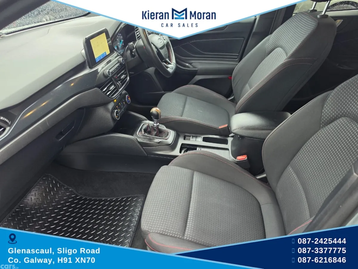 Ford Focus Hatchback, Diesel, 2019, Silver