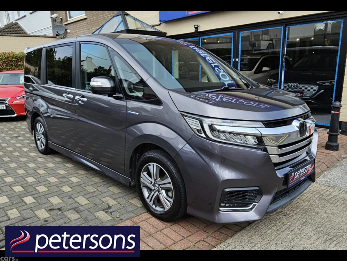 Honda Stepwagon MPV, Petrol Hybrid, 2017, Grey