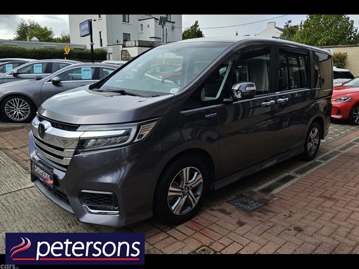 Honda Stepwagon MPV, Petrol Hybrid, 2017, Grey