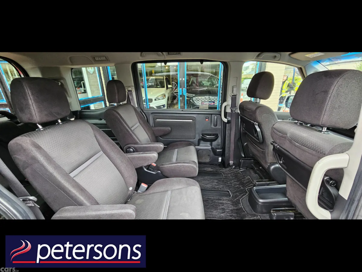 Honda Stepwagon MPV, Petrol Hybrid, 2017, Grey