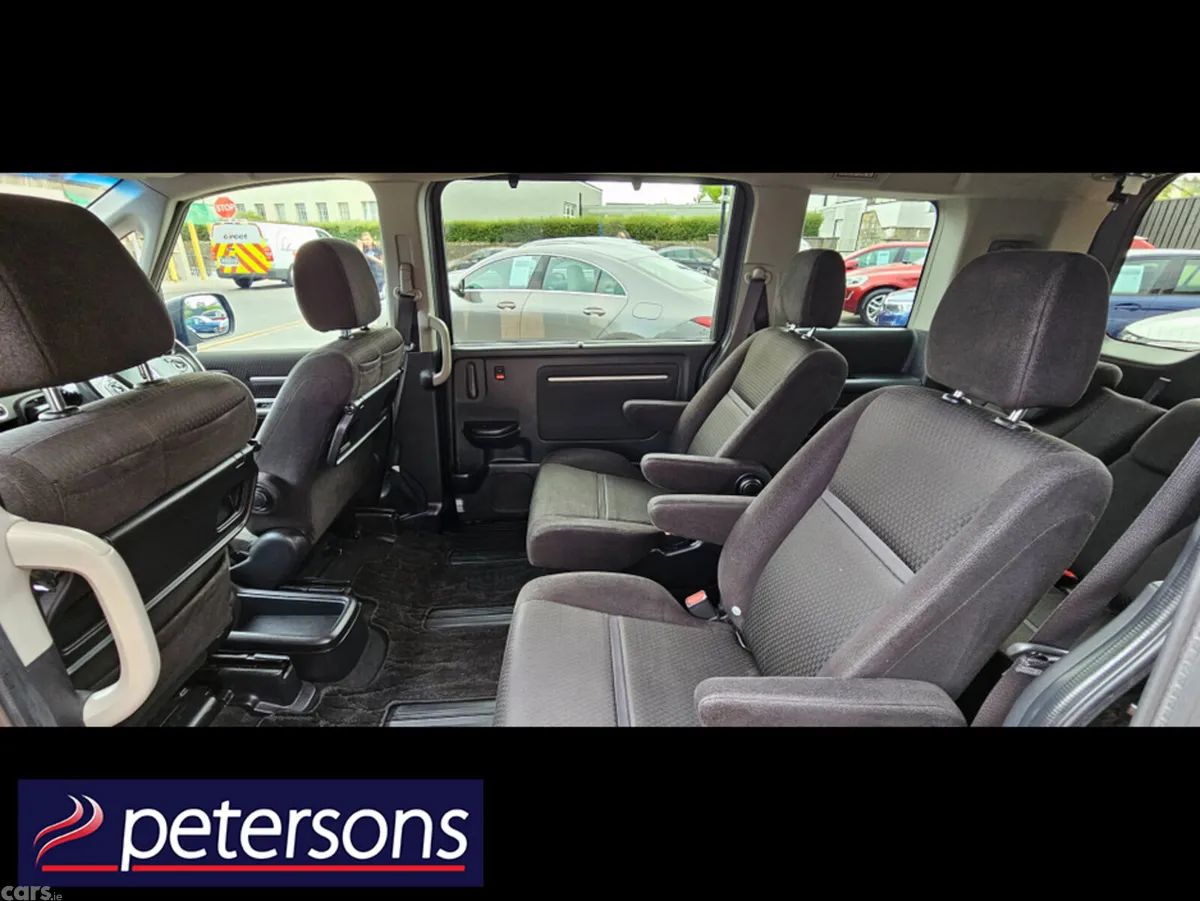 Honda Stepwagon MPV, Petrol Hybrid, 2017, Grey