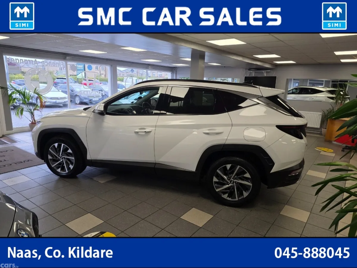 Hyundai Tucson MPV, Diesel, 2023, White