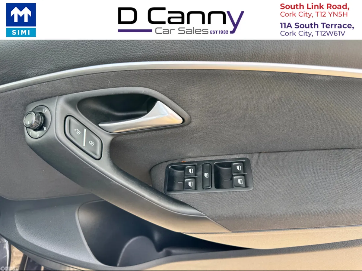 Volkswagen Polo Hatchback, Petrol, 2015, Grey