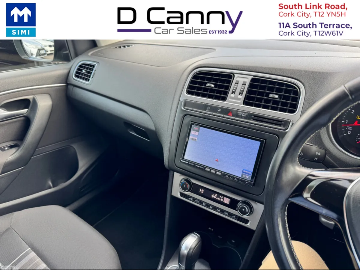 Volkswagen Polo Hatchback, Petrol, 2015, Grey