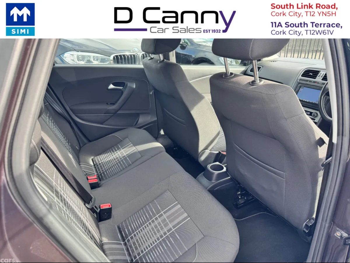 Volkswagen Polo Hatchback, Petrol, 2015, Grey