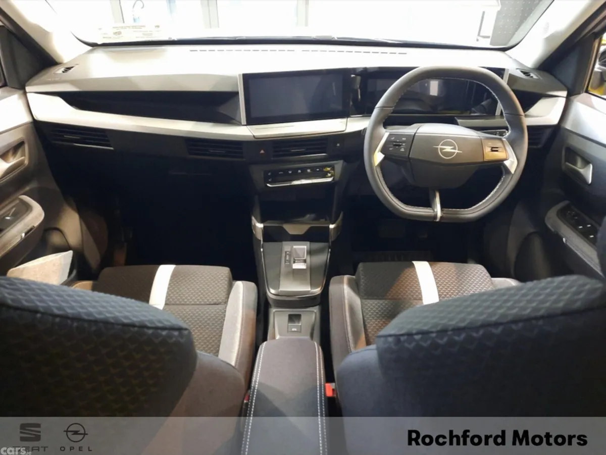 Opel Frontera MPV, Petrol Hybrid, 2026, Silver