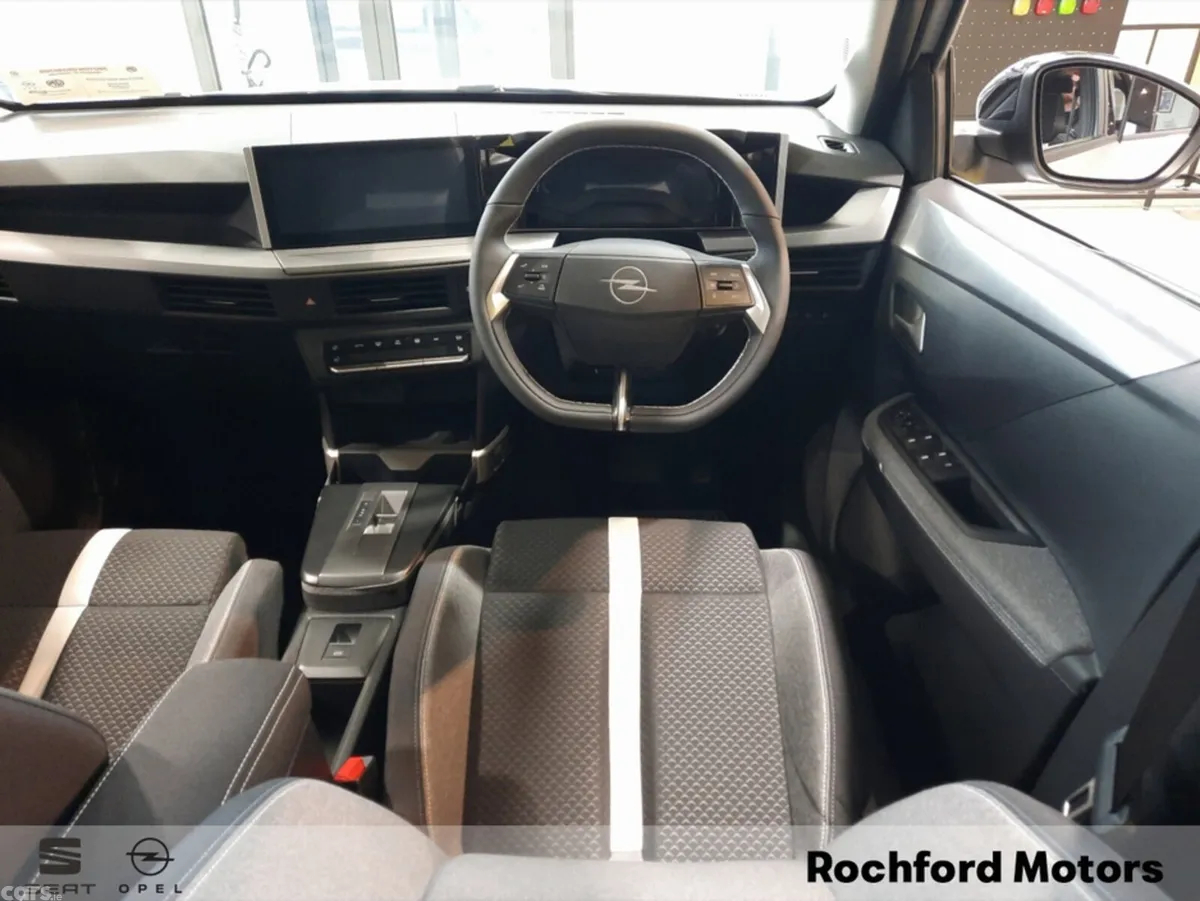 Opel Frontera MPV, Petrol Hybrid, 2026, Silver