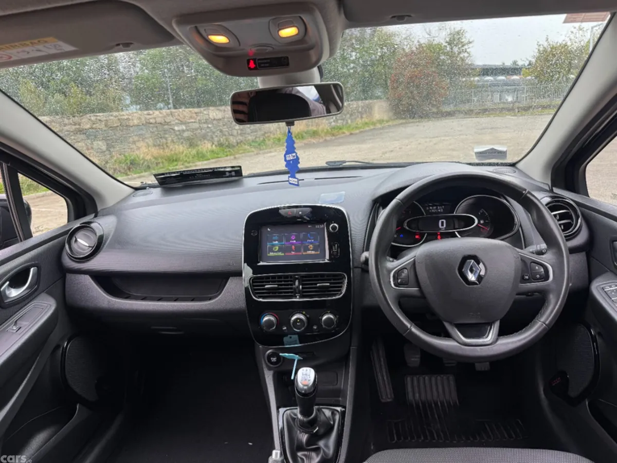 Renault Clio Hatchback, Petrol, 2018, Black