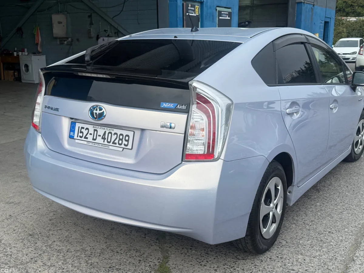 Toyota Prius Hatchback, Petrol Hybrid, 2015, Silver