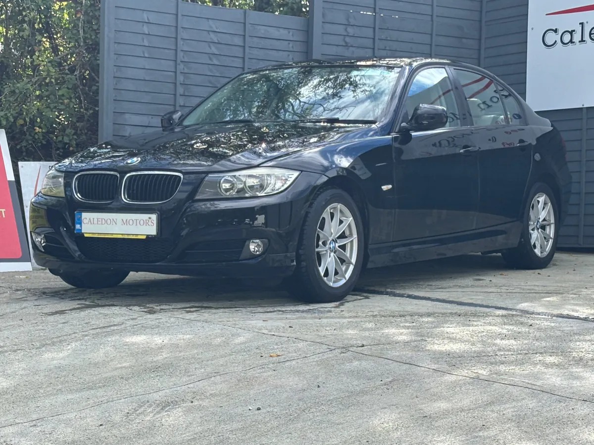 BMW 3-Series Saloon, Diesel, 2011, Black