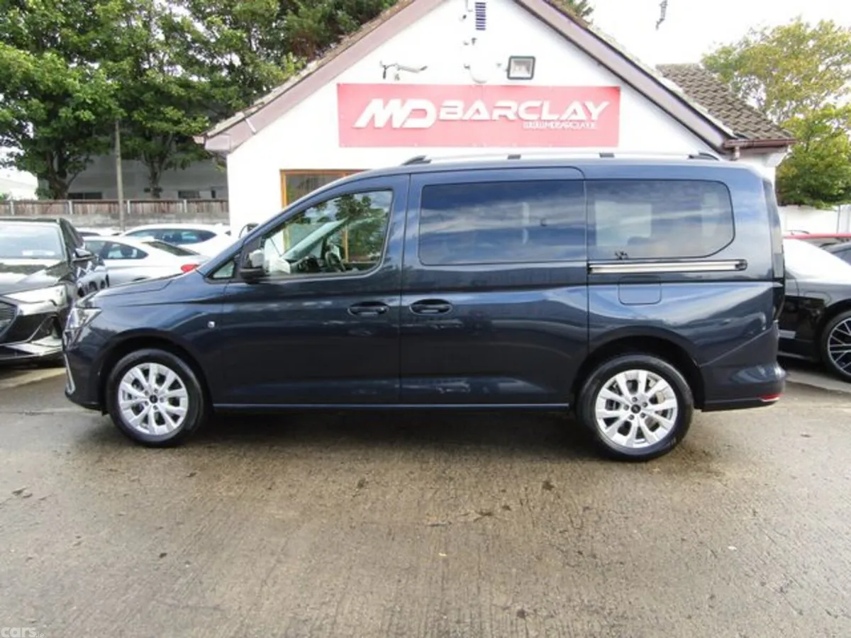 Ford Tourneo Connect MPV, Petrol, 2025, Blue