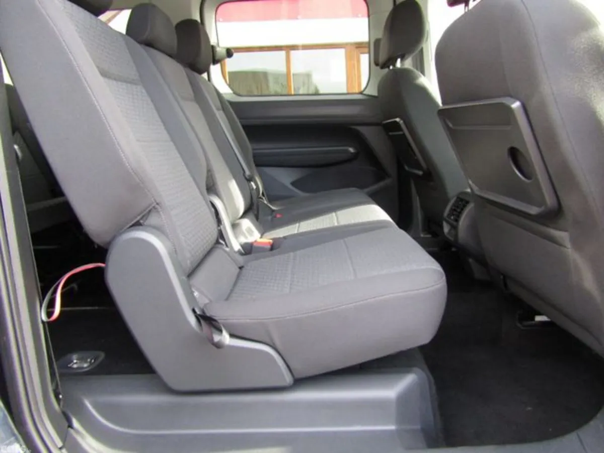 Ford Tourneo Connect MPV, Petrol, 2025, Blue