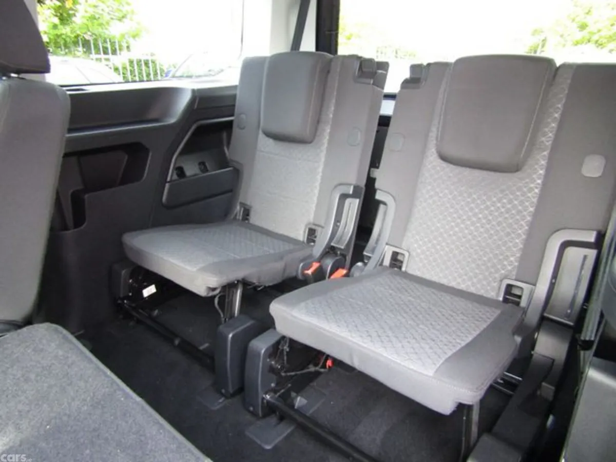 Ford Tourneo Connect MPV, Petrol, 2025, Blue