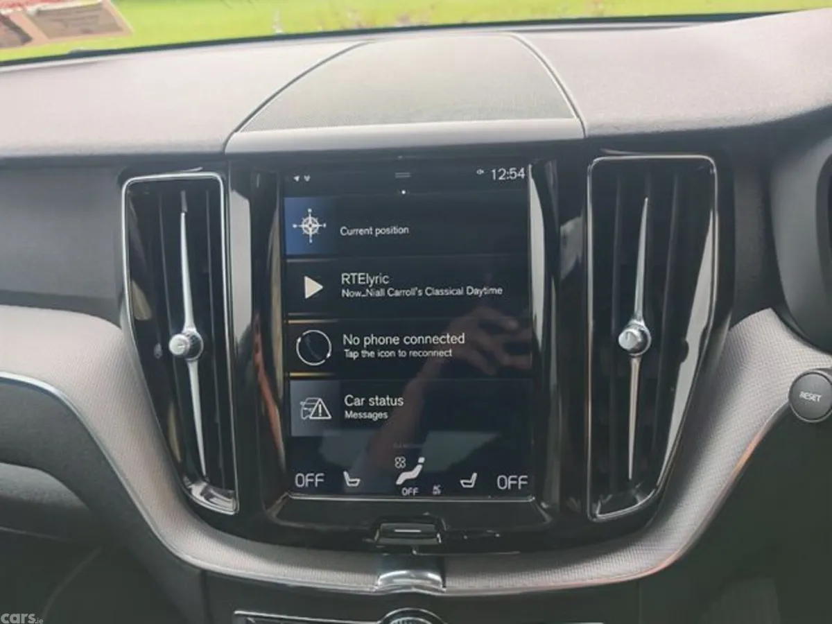 Volvo XC60 Estate, Diesel, 2020, Grey