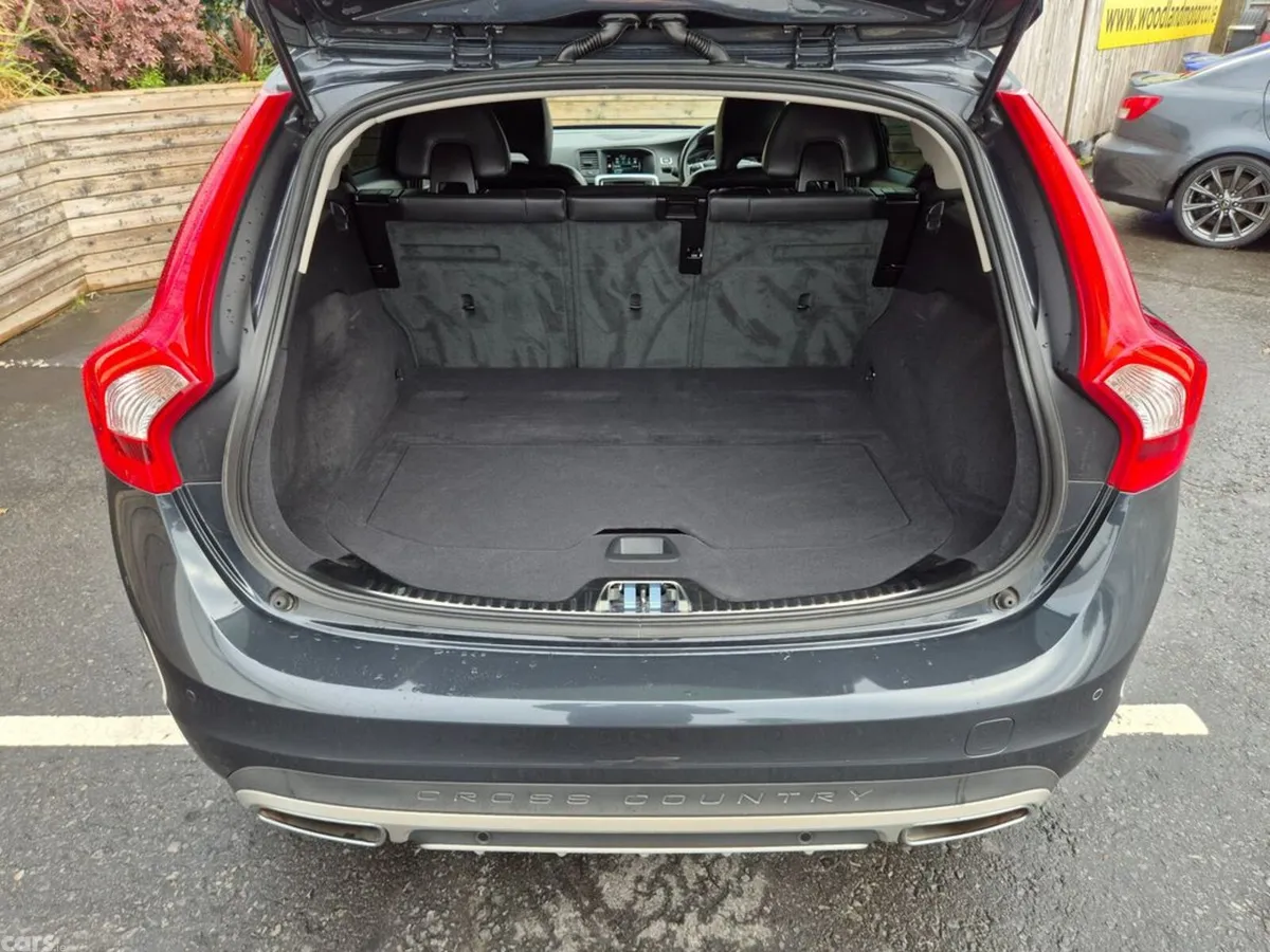 Volvo V60 Estate, Diesel, 2017, Grey