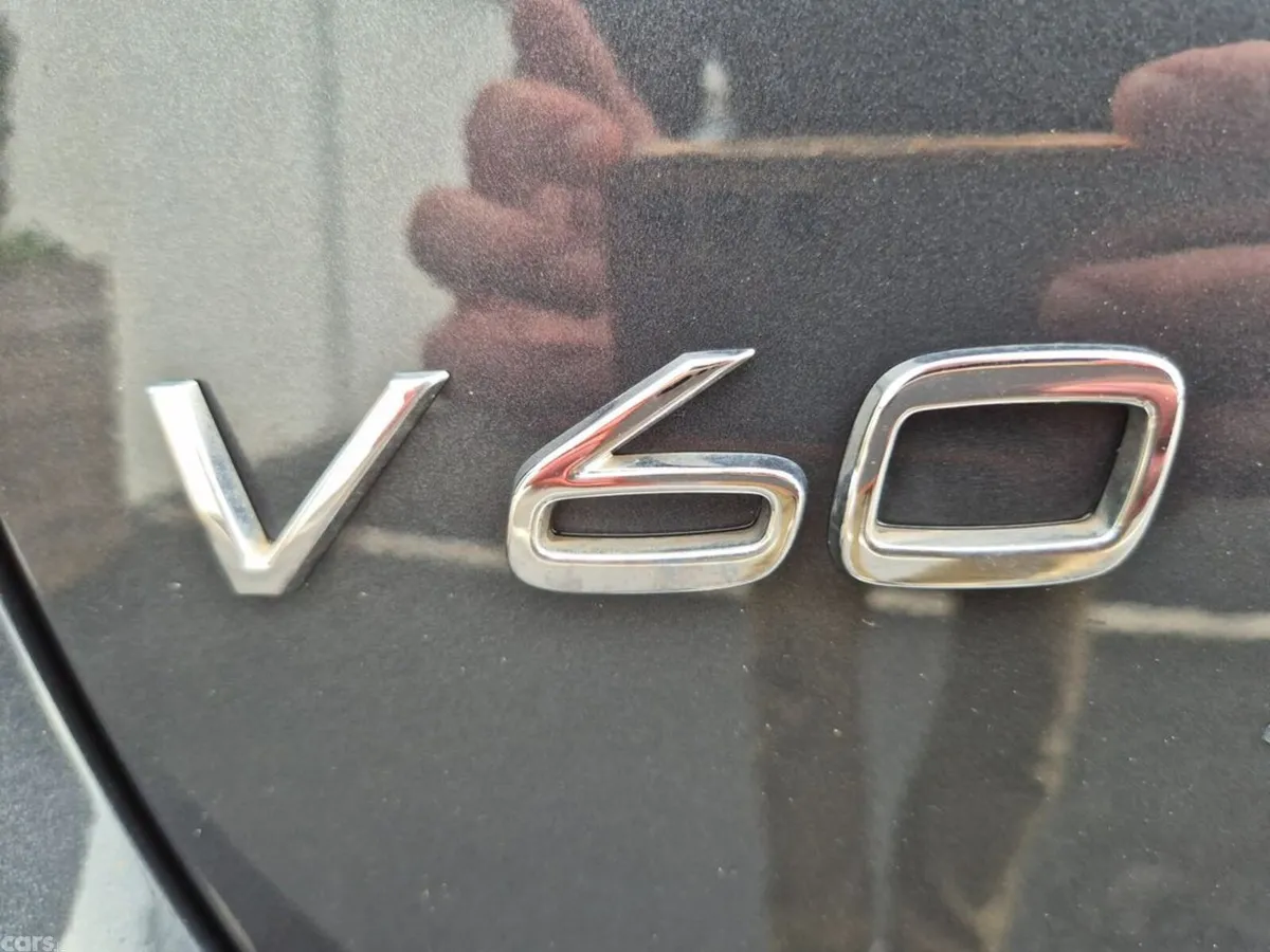 Volvo V60 Estate, Diesel, 2017, Grey