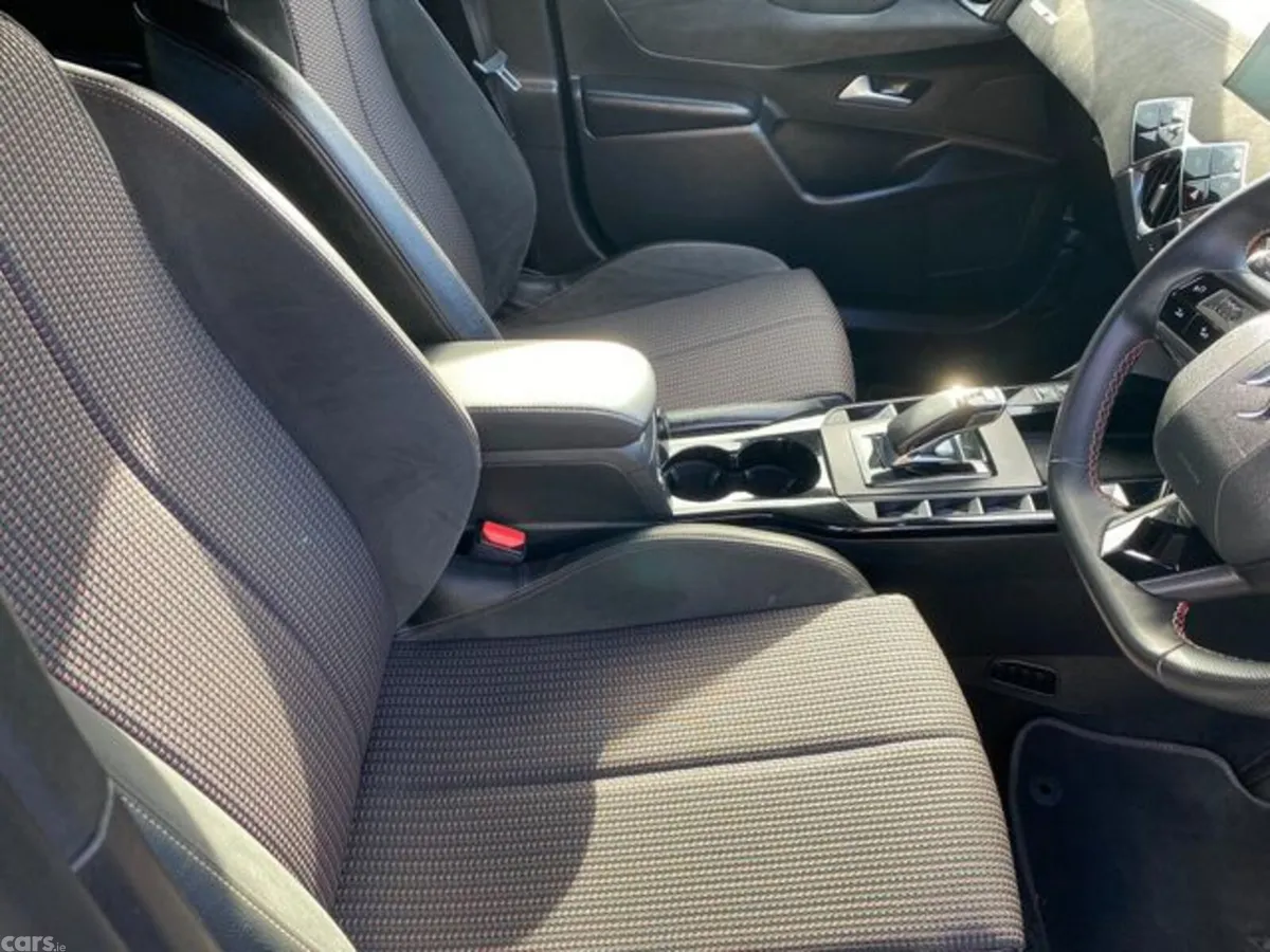 DS Automobiles DS 3 Crossback Hatchback, Electric, 2023, Grey