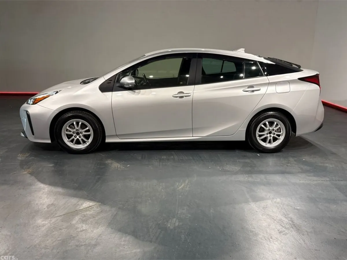 Toyota Prius Hatchback, Petrol Hybrid, 2021, Silver