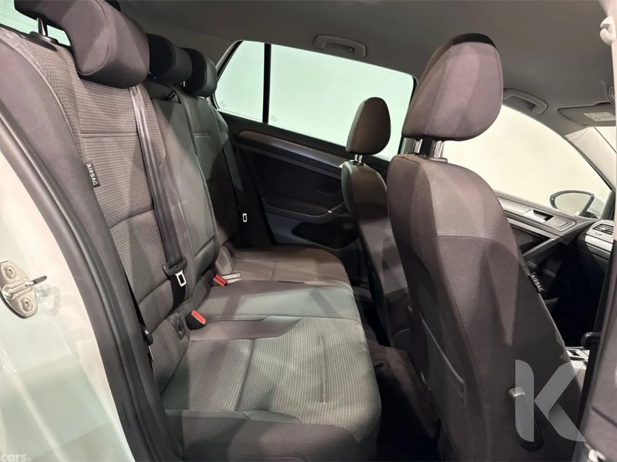 Volkswagen Golf Hatchback, Petrol, 2019, White