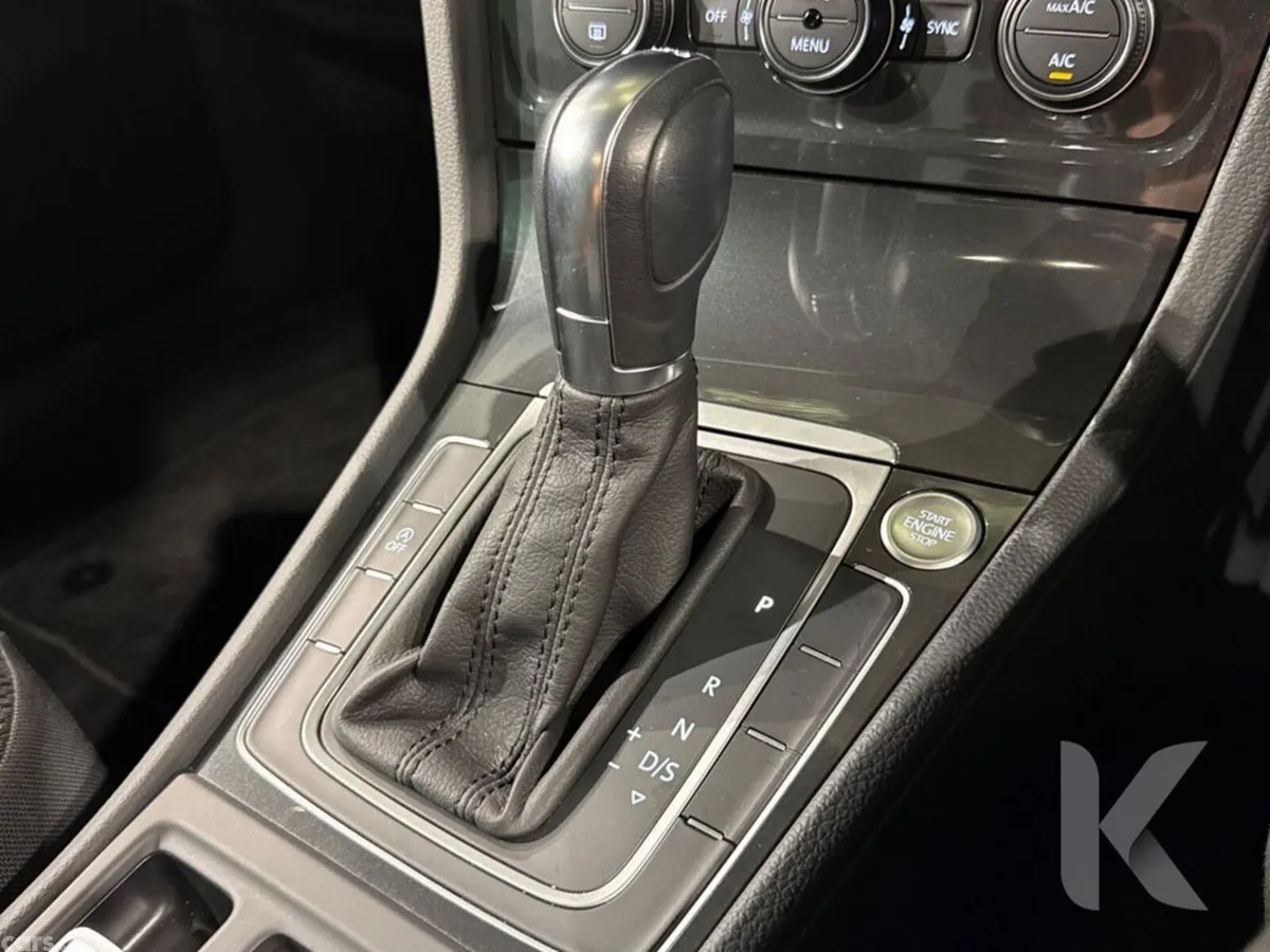Volkswagen Golf Hatchback, Petrol, 2019, White