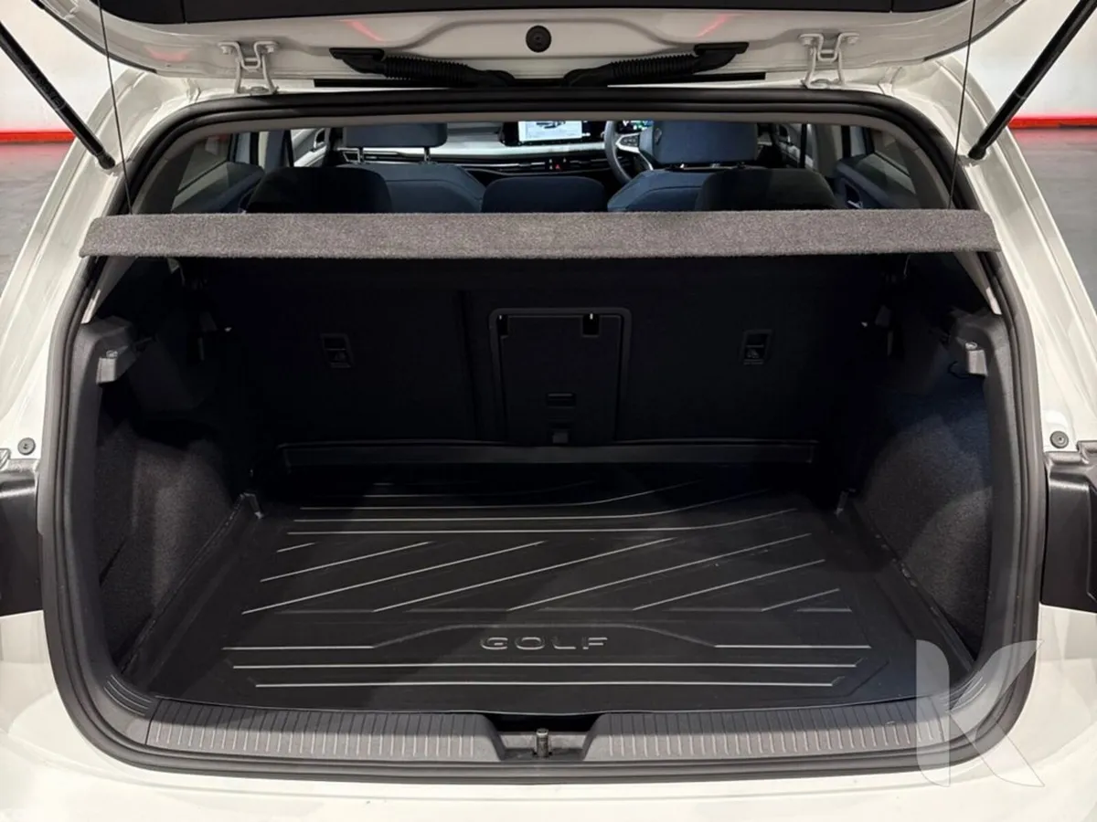 Volkswagen Golf Hatchback, Petrol, 2023, White