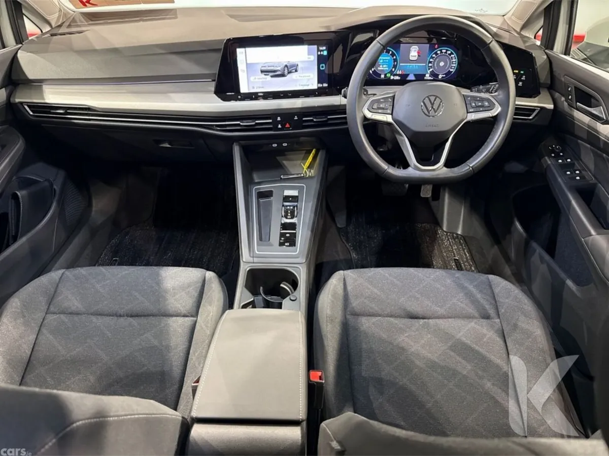 Volkswagen Golf Hatchback, Petrol, 2023, White