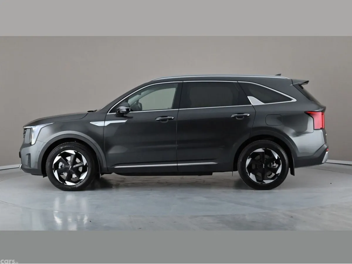 Kia Sorento SUV, Petrol Hybrid, 2026, Grey