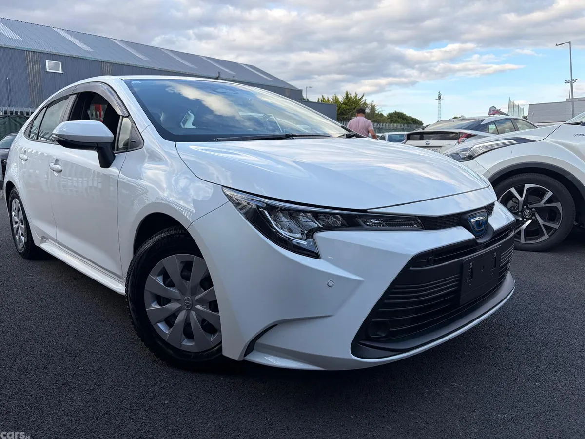 Toyota Corolla Saloon, Petrol Hybrid, 2024, White
