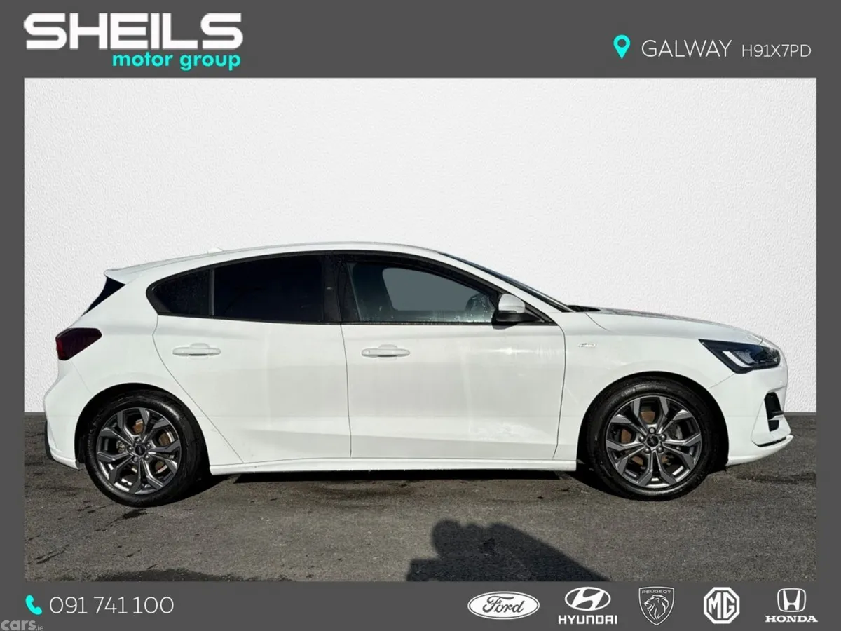 Ford Focus Hatchback, Diesel, 2024, White