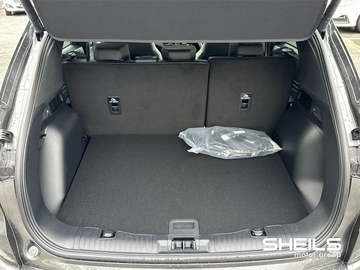 Ford Kuga SUV, Petrol Plug-in Hybrid, 2026, Grey