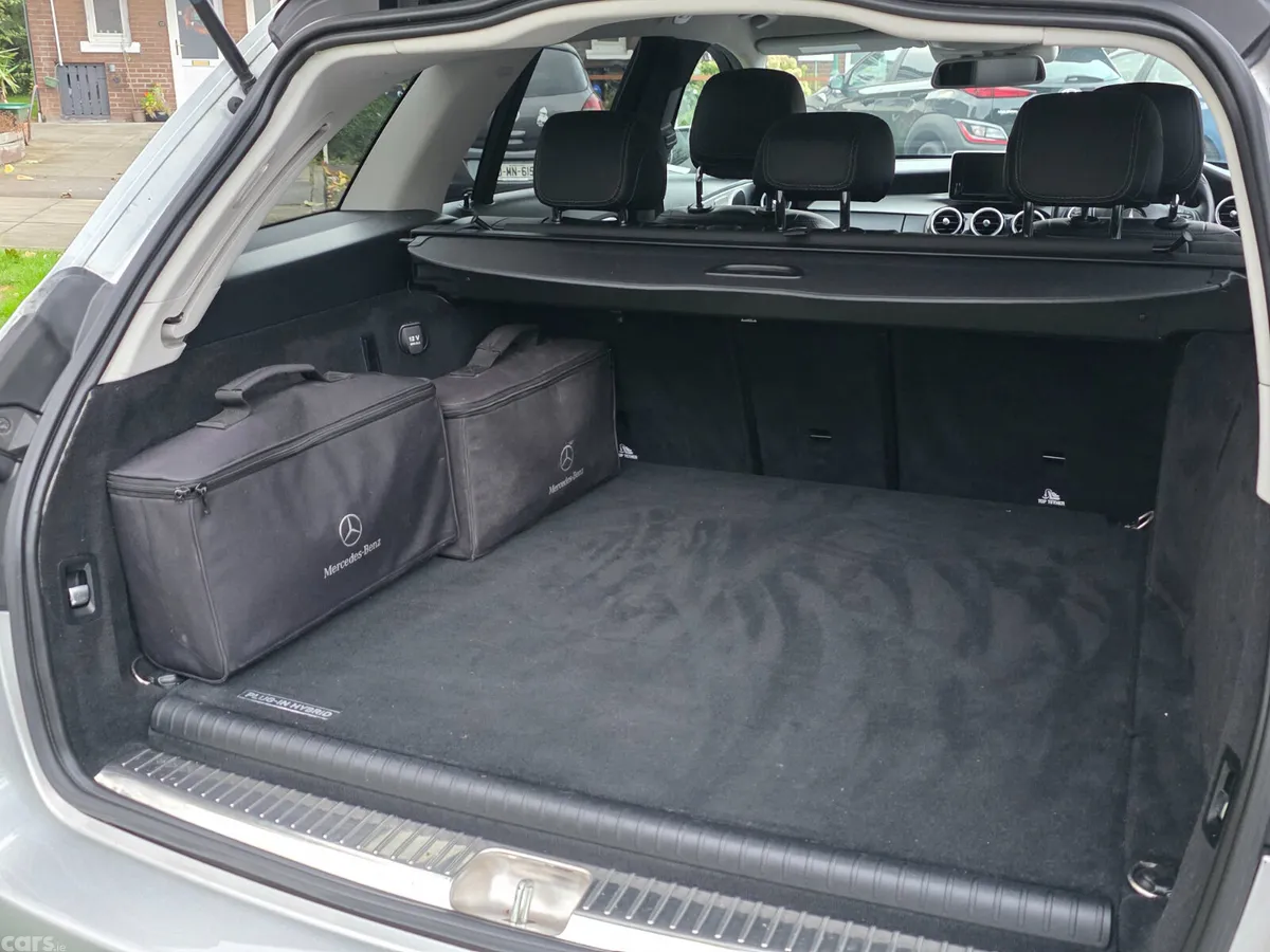 Mercedes-Benz C-Class Estate, Petrol Plug-in Hybrid, 2016, Silver