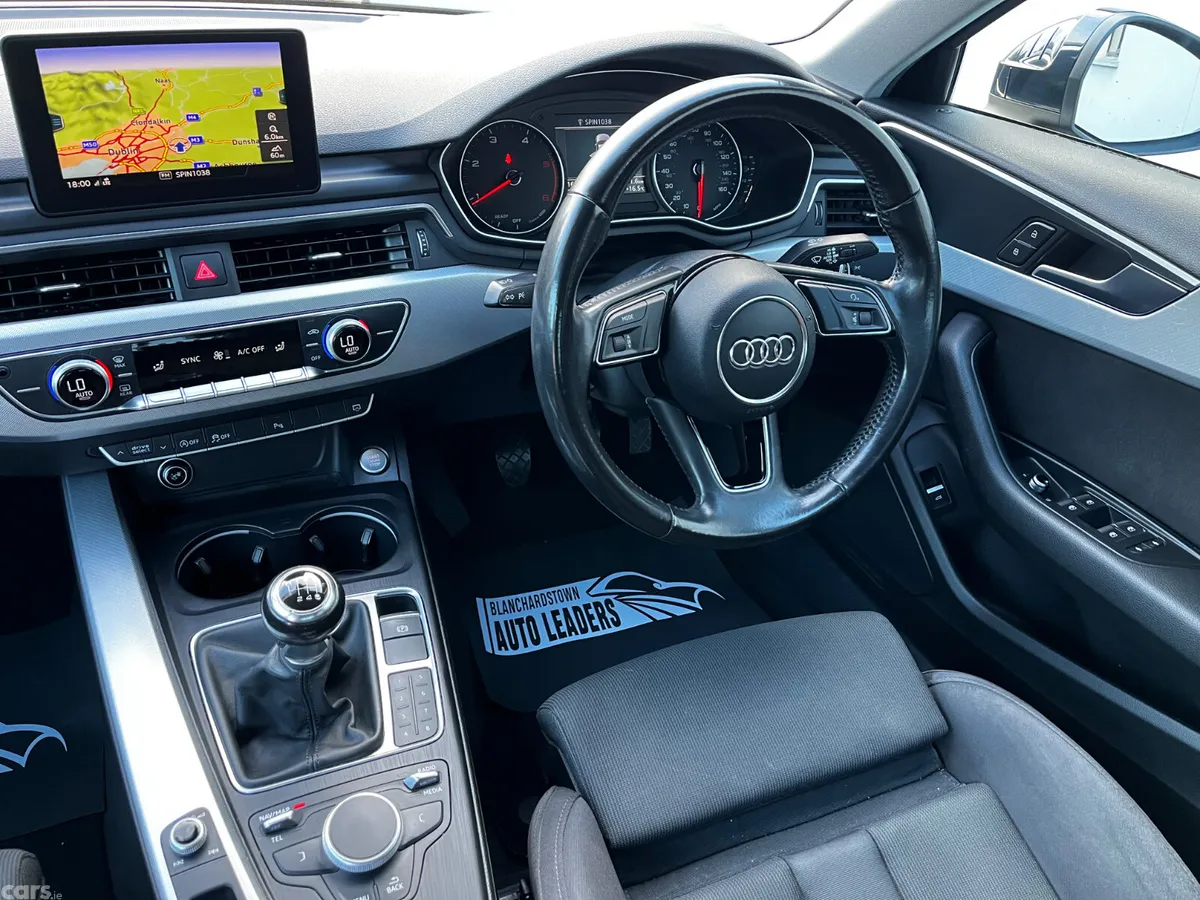 Audi A4 Saloon, Diesel, 2016, Blue