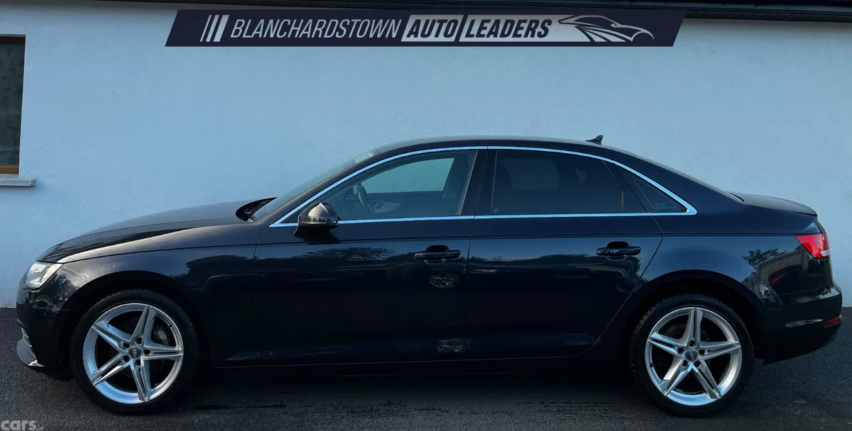 Audi A4 Saloon, Diesel, 2016, Blue