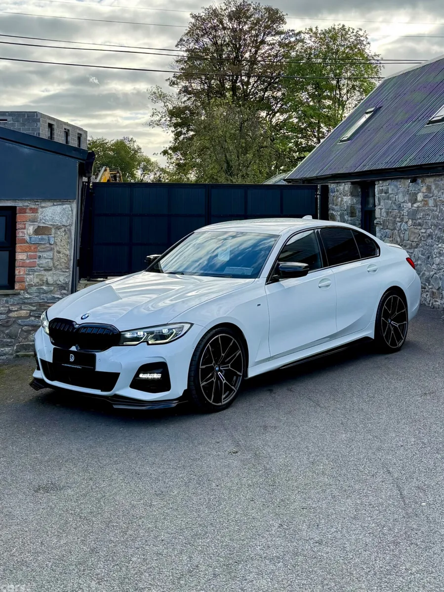 BMW 3-Series Saloon, Diesel, 2019, White