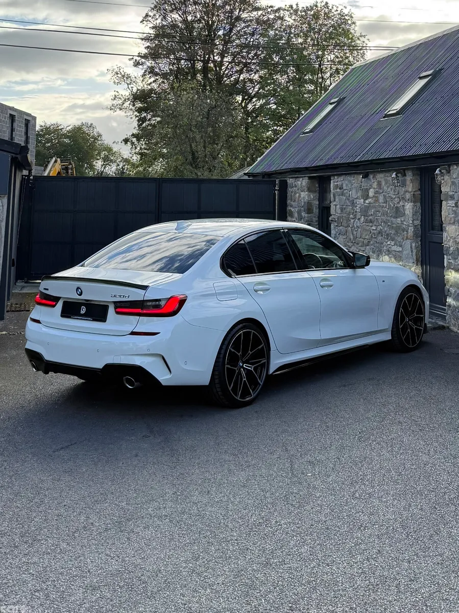 BMW 3-Series Saloon, Diesel, 2019, White