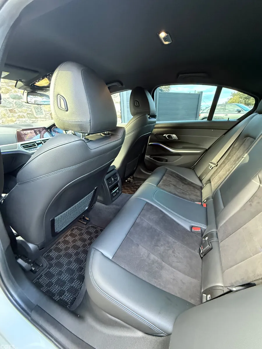 BMW 3-Series Saloon, Diesel, 2019, White