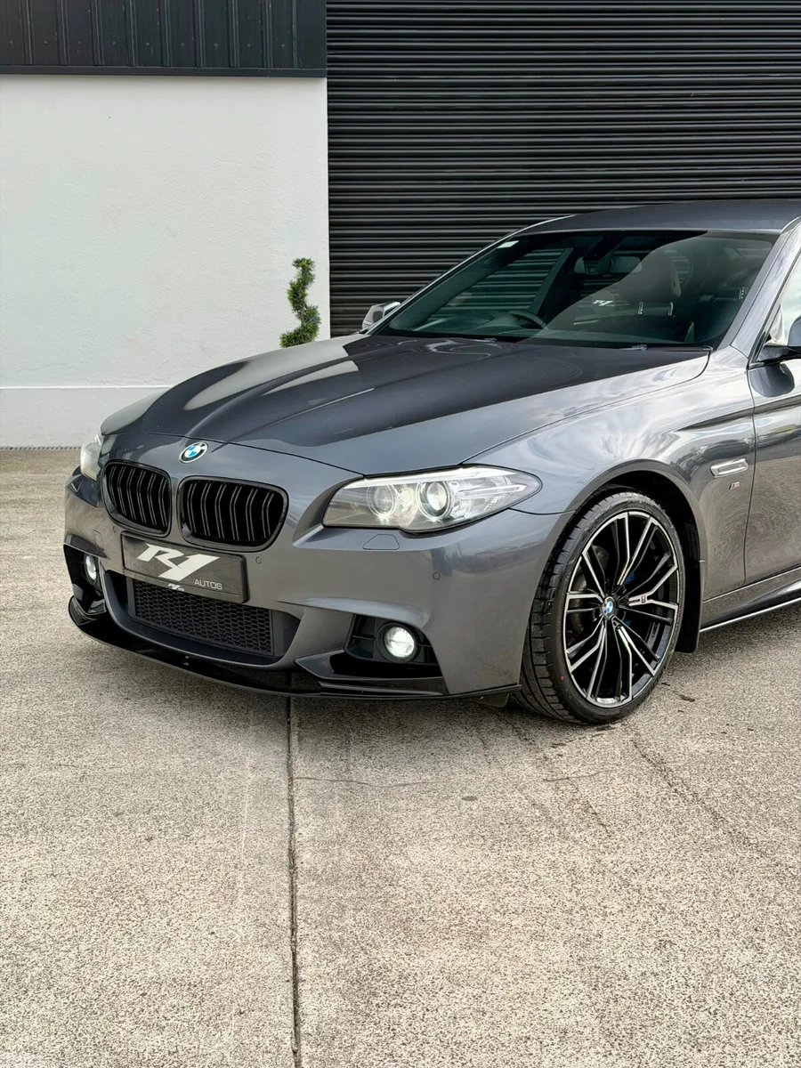 BMW 5-Series Saloon, Diesel, 2015, Grey