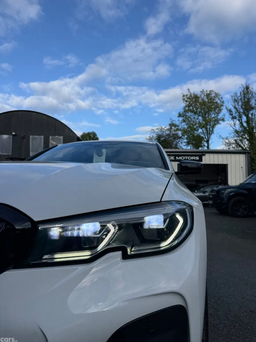 BMW 3-Series Saloon, Diesel, 2019, White