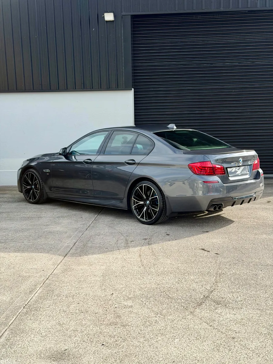 BMW 5-Series Saloon, Diesel, 2015, Grey