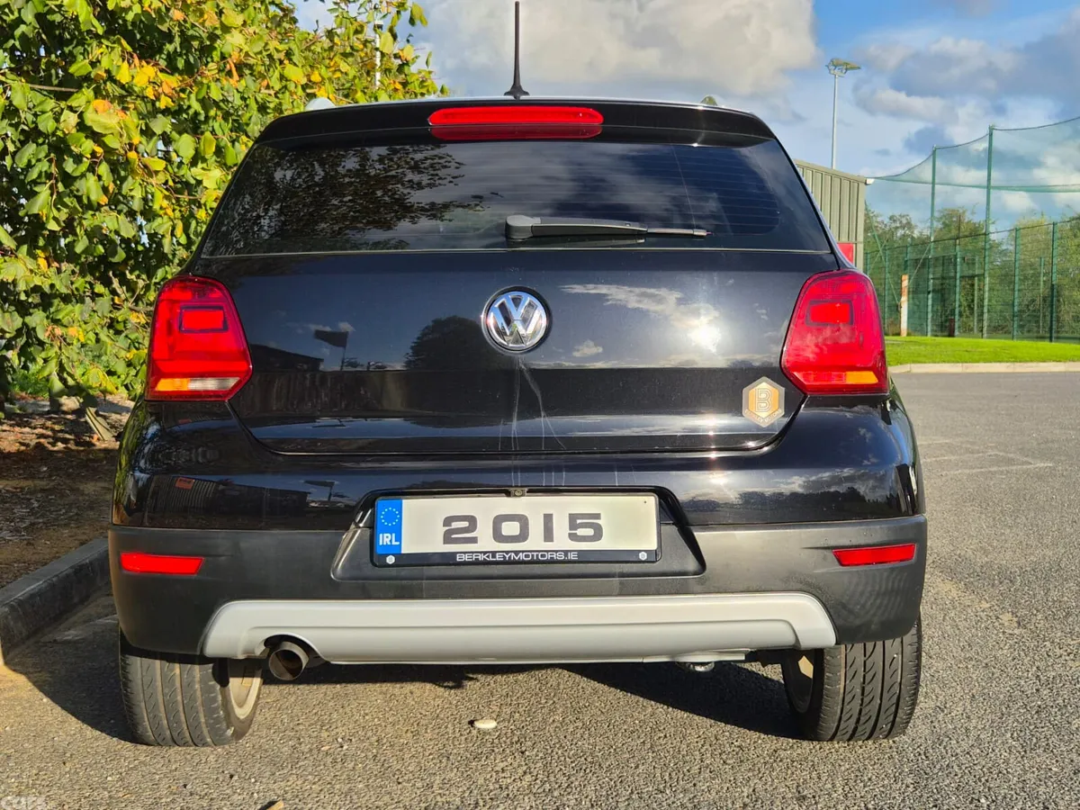 Volkswagen Polo Hatchback, Petrol, 2015, Black
