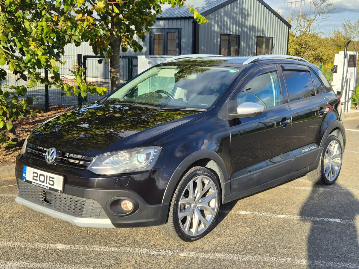 Volkswagen Polo Hatchback, Petrol, 2015, Black