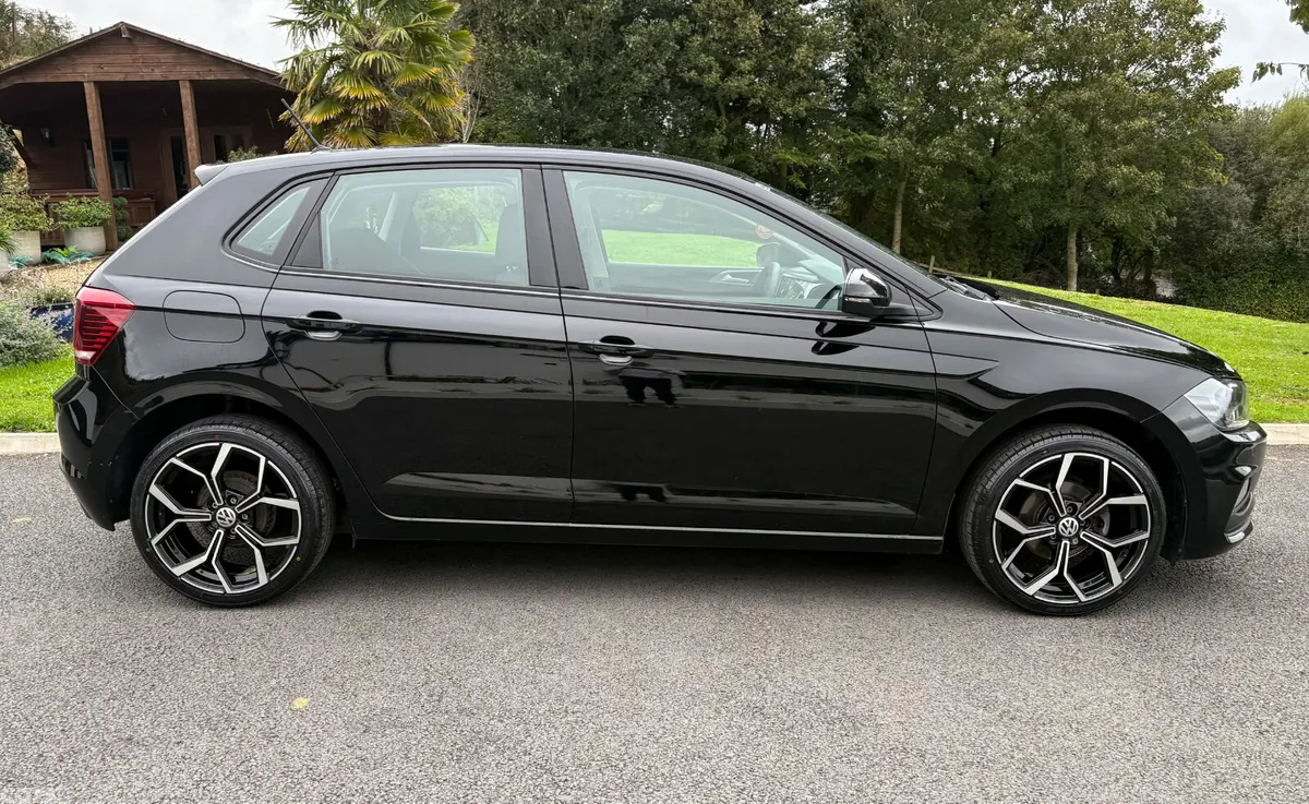 Volkswagen Polo Hatchback, Petrol, 2018, Black