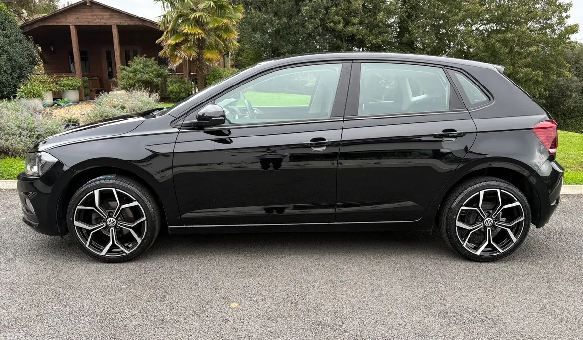 Volkswagen Polo Hatchback, Petrol, 2018, Black