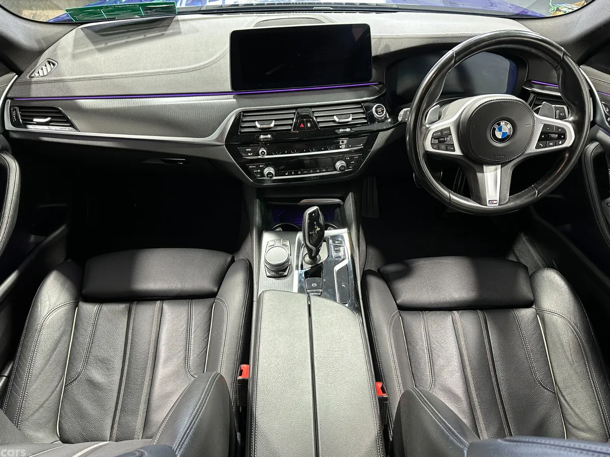 BMW 5-Series Estate, Diesel, 2021, Blue
