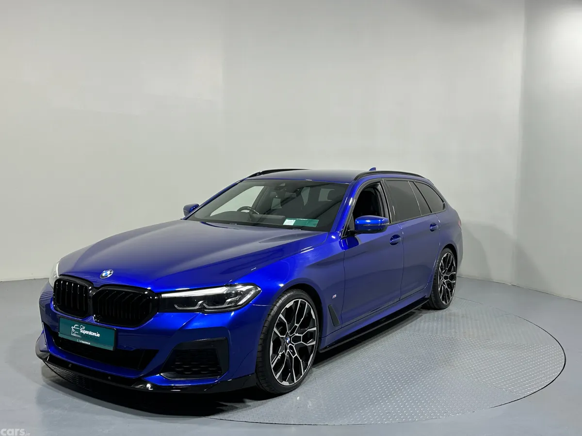 BMW 5-Series Estate, Diesel, 2021, Blue