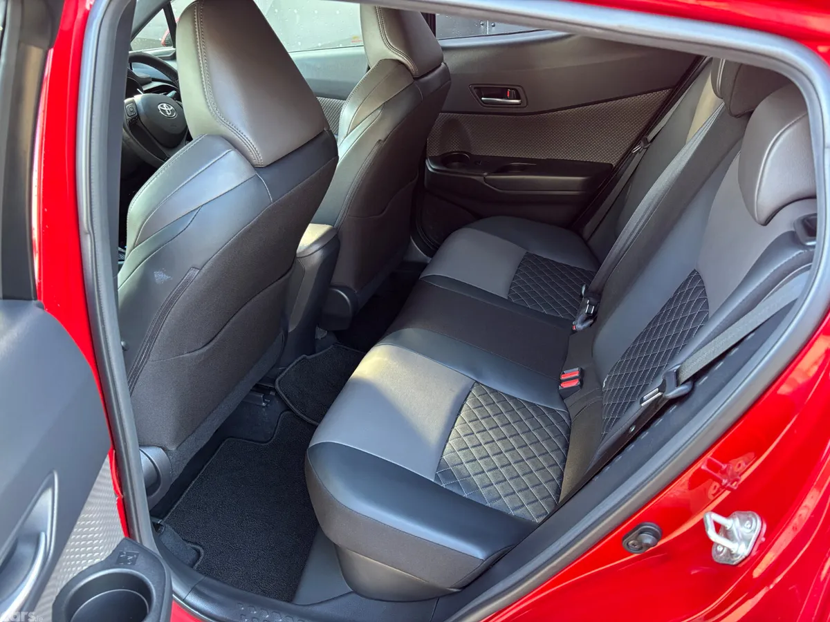 Toyota C-HR Hatchback, Petrol Hybrid, 2020, Red
