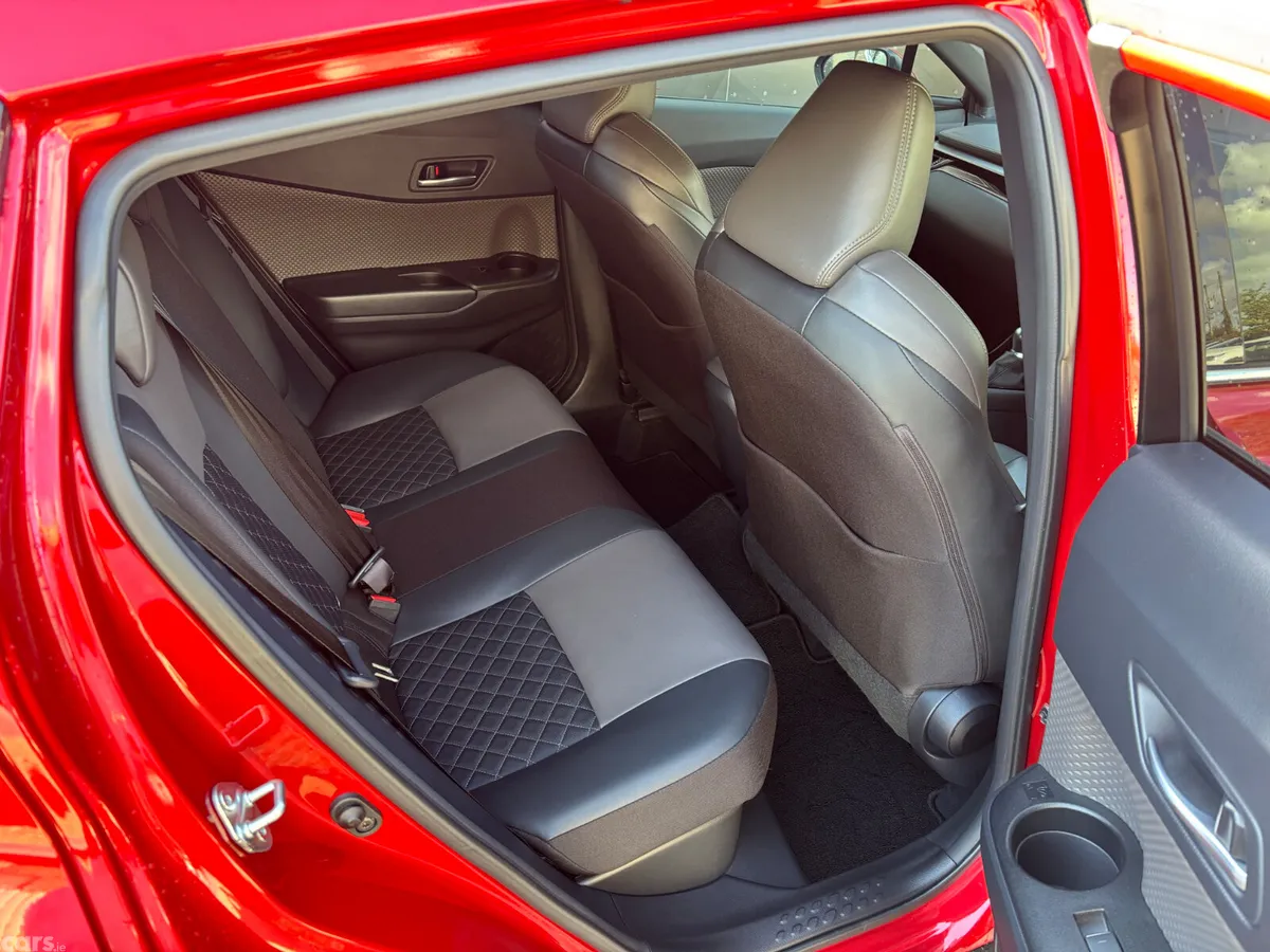 Toyota C-HR Hatchback, Petrol Hybrid, 2020, Red