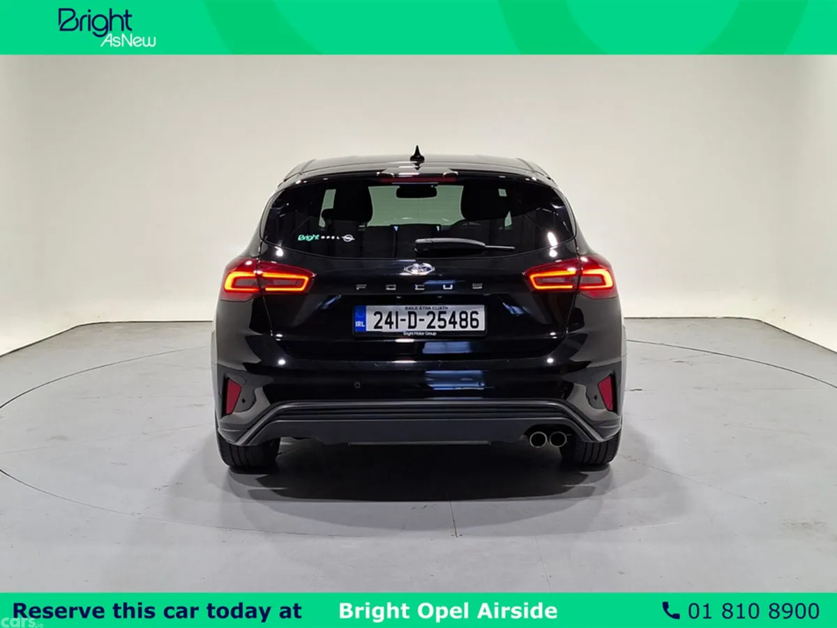 Ford Focus Hatchback, Petrol, 2024, Black